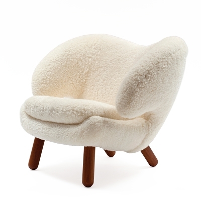 Pelican chair