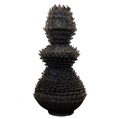 Scaly vase