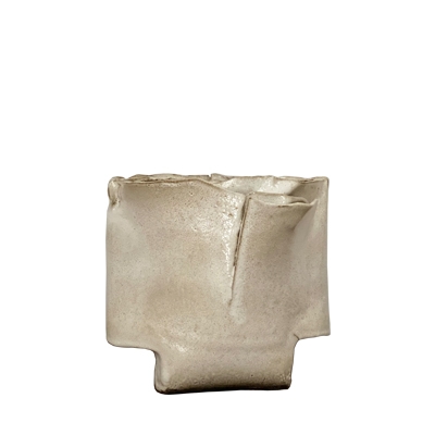 T vase